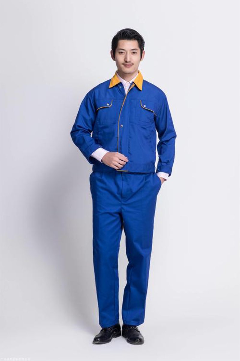 团体服订制：时尚与个性的完美融合